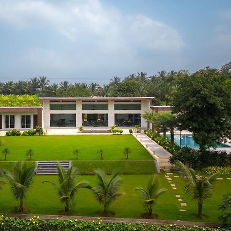 Natures Odyssey By Stayvista - Amidst Lush Greenery With Outdoor Pool And Indoor Activities Chinchavli Extérieur photo