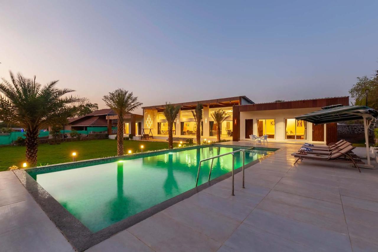 Natures Odyssey By Stayvista - Amidst Lush Greenery With Outdoor Pool And Indoor Activities Chinchavli Extérieur photo