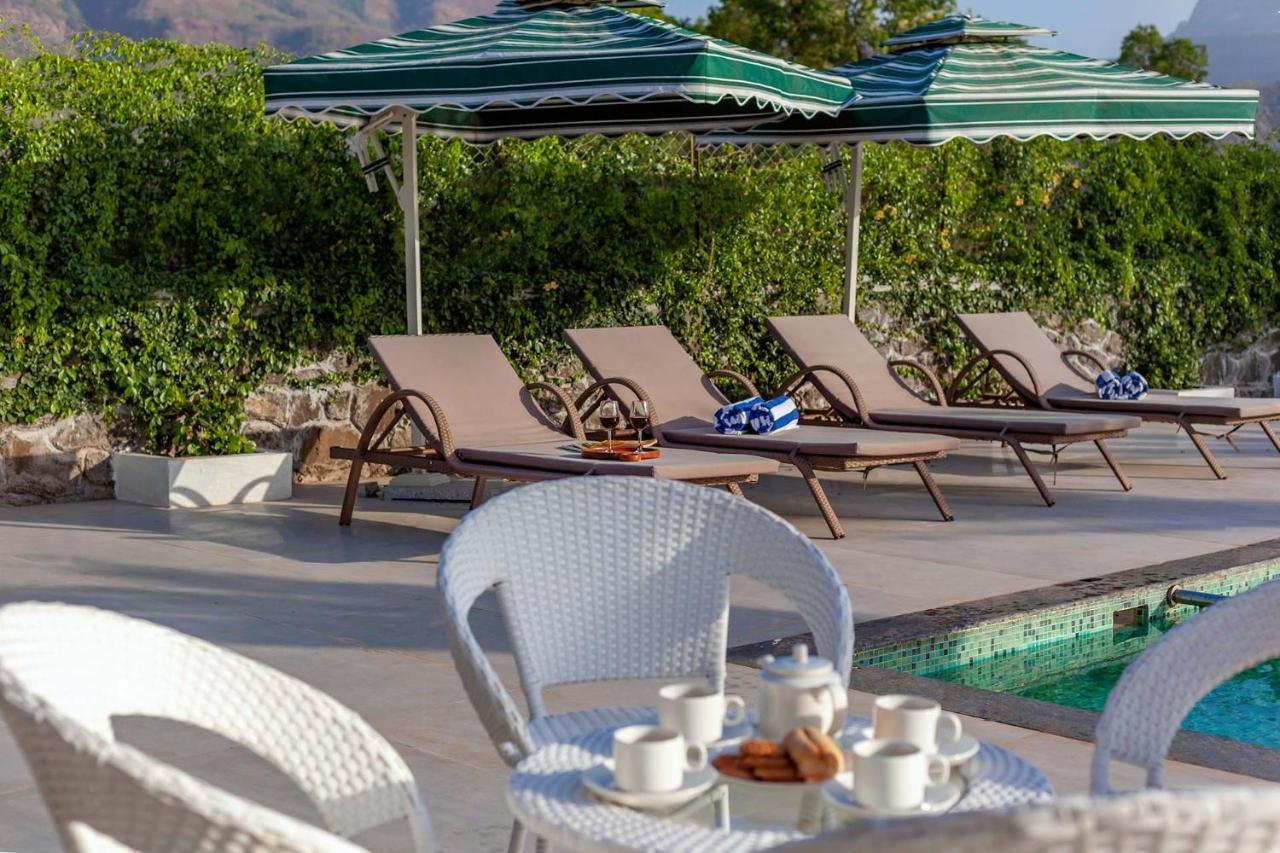 Natures Odyssey By Stayvista - Amidst Lush Greenery With Outdoor Pool And Indoor Activities Chinchavli Extérieur photo