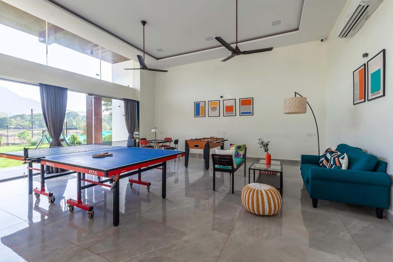 Natures Odyssey By Stayvista - Amidst Lush Greenery With Outdoor Pool And Indoor Activities Chinchavli Extérieur photo